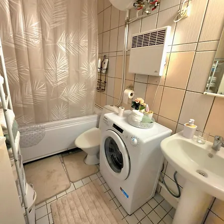 Appartement Spacious In Supeluse Area *