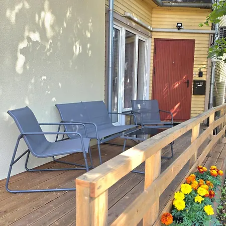 Spacious In Supeluse Area *